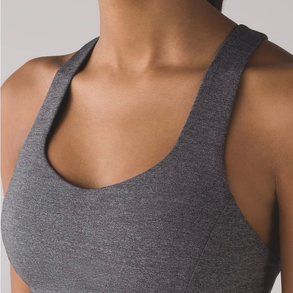 Lululemon Free to Be, size 6 Sports Bra - Picture 5 of 9